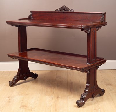Lot 292 - A William IV mahogany two-tier buffet