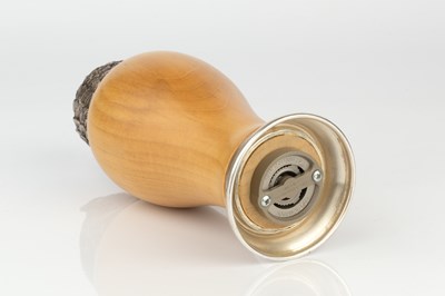 Lot 542 - A silver mounted novelty owl pepper grinder,...