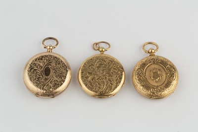 Lot 224 - An open face fob watch, the floral engraved...