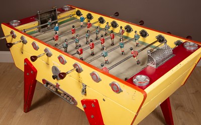 Lot 433 - A mid-20th century Stella Champion foosball table