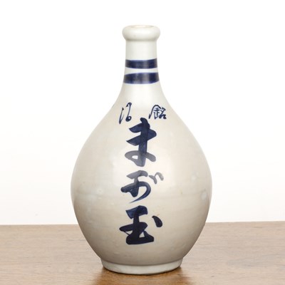 Lot 199 - Blue and white bottle vase Korean, 19th/20th...