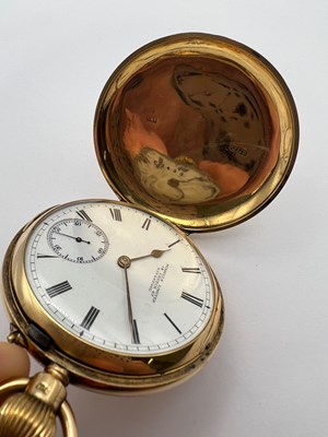 Lot 227 - An early 20th century 18ct gold hunter pocket...