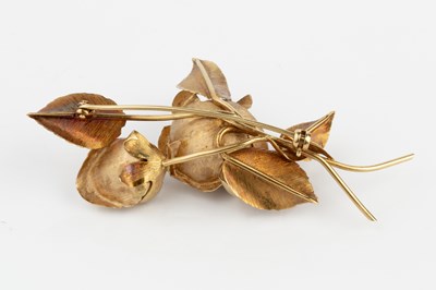 Lot 10 - An 18ct gold floral spray brooch, of...