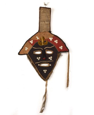 Lot 368 - Travelling player's Ba mask Tibetan made of...