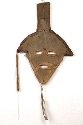 Lot 368 - Travelling player's Ba mask Tibetan made of...