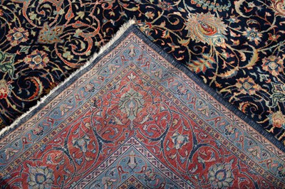 Lot 35 - A modern Kashan carpet