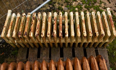 Lot 521 - Four square-section radiators and two fifteen-section radiators from Blenheim Palace