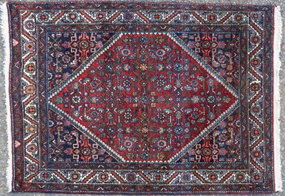 Lot 116 - A modern Hamadan style rug