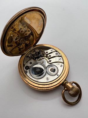 Lot 267 - An open face pocket watch, the white enamel...