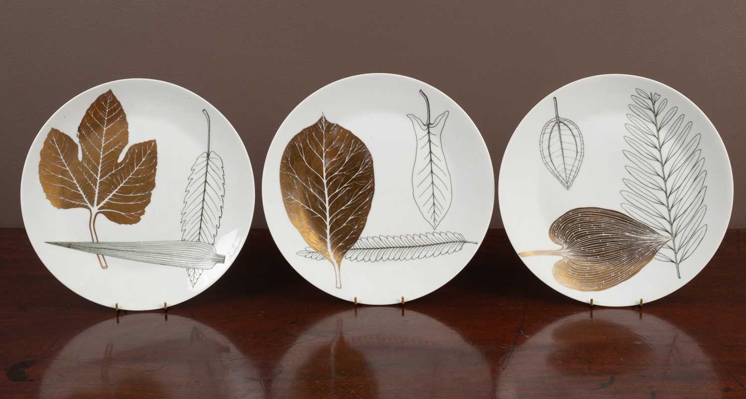 Lot 94 - Three dinner plates