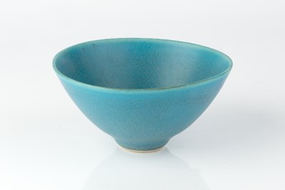 Lot 546 - Manner of Lucie Rie (1902-1995) Bowl turquoise...