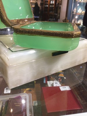 Lot 124 - An English Art Deco onyx box with green stone...