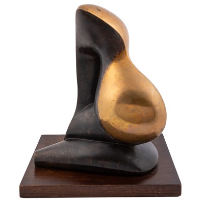Lot 145 - In the manner of Henry Moore, a bronze sculpture