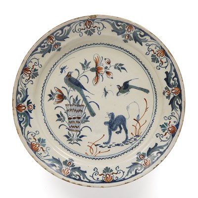 Lot 52 - An 18th century Bristol Delft dish with a...