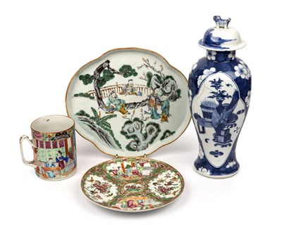 Lot 66 - An 18th/19th century Chinese porcelain famille...