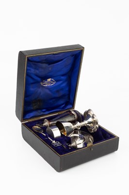 Lot 752 - A late Victorian silver travelling communion...