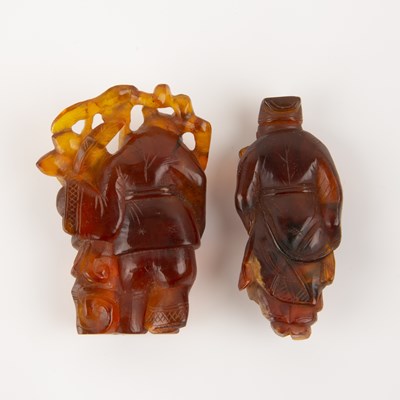 Lot 302 - Two carved amber pieces Chinese, 19th/20th...