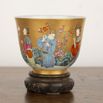 Lot 167 - Gilt and famille rose cup Chinese, Daoguang...