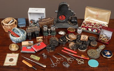 Lot 74 - Various collectors items and bijouterie