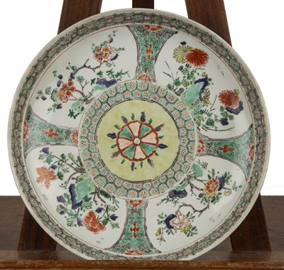 Lot 181 - Famille verte dish Chinese, Kangxi period...