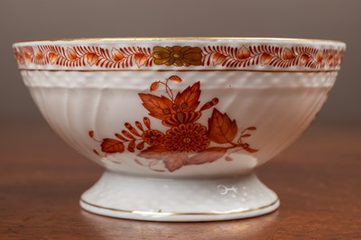 Lot 538 - A Herend porcelain part dinner service