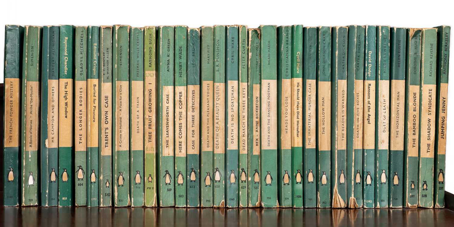 Lot 71 - A collection of approximately 160 penguin and pelican books together with others