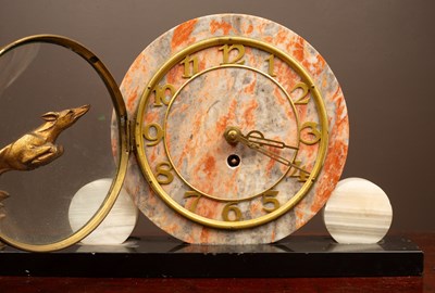 Lot 8 - A marble Art Deco mantel clock