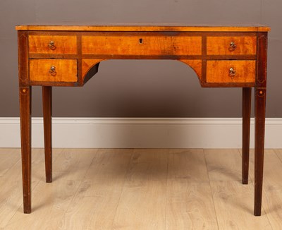 Lot 183 - A dressing table