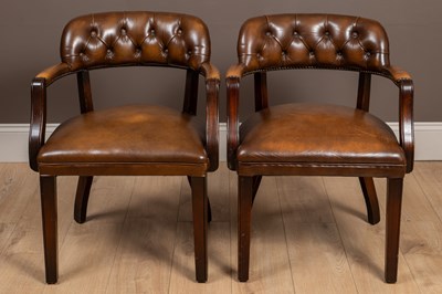 Lot 238 - A pair of side chairs