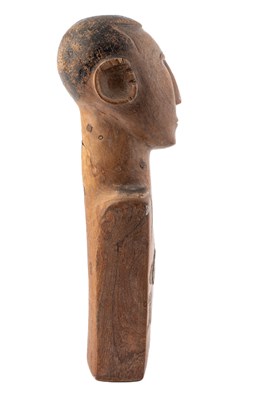 Lot 1105 - A tribal carved wooden bust