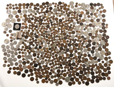 Lot 260 - Large lot of GB and foreign coins to include...