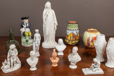 Lot 479 - A group of various ceramics