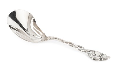 Lot 777 - An American silver berry serving spoon by...