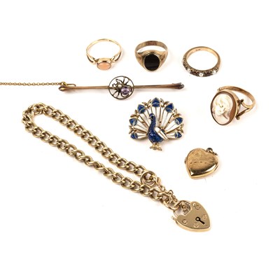 Lot 206 - Group of jewellery to include: 9ct gold...