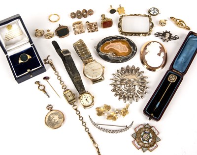 Lot 213 - Collection of mixed jewellery and a watch to...