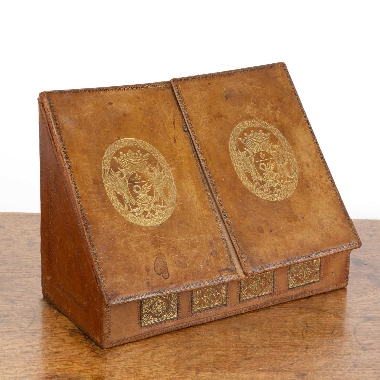 Lot 52 - Leather desk or stationery box with gilded and...