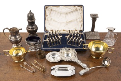 Lot 179 - Collection of miscellaneous silver to include:...