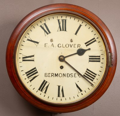 Lot 136 - An early 20th century mahogany cased dial clock