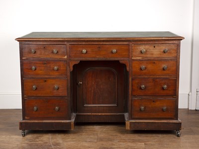 Lot 10 - Mahogany kneehole desk Victorian, with leather...