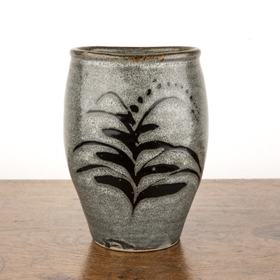Lot David Leach (1911-2005) studio ceramic vase,...