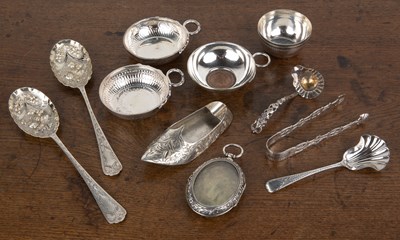 Lot 243 - Collection of silver including: two silver tas...