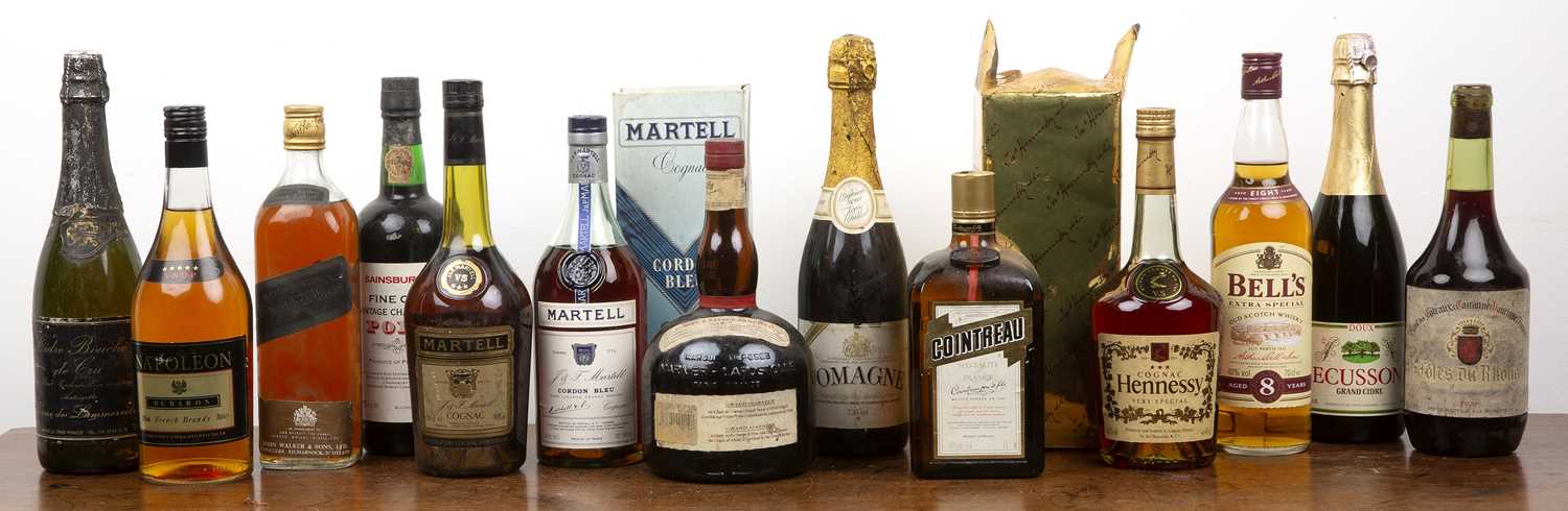 Lot 266 - Collection of spirits and ciders to include a...