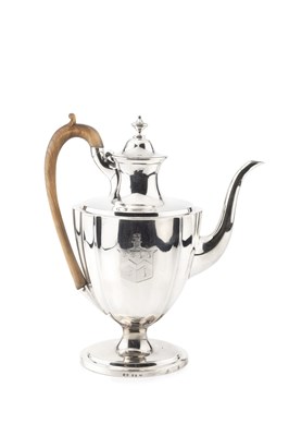 Lot A George III silver coffee pot, of urn form,...