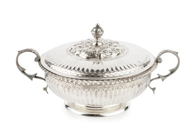 Lot 815 - A George V silver twin handled shallow bowl...