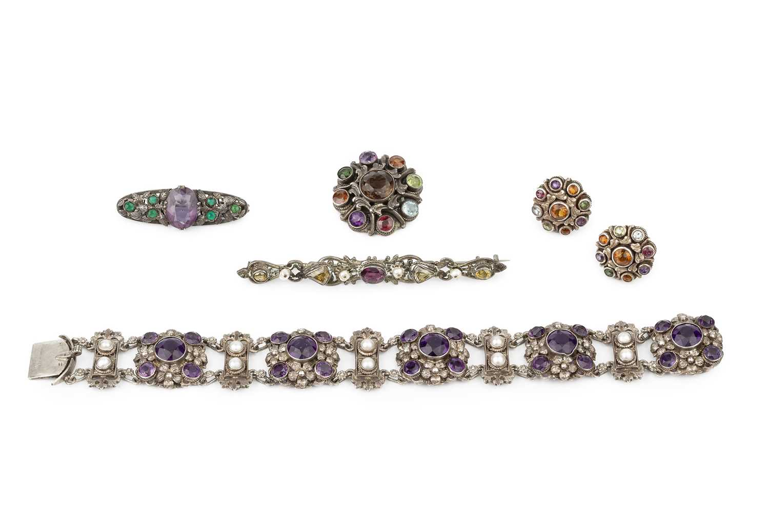 Lot 20 - An Arts & Crafts design amethyst and pearl set...