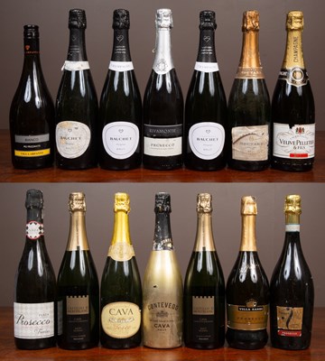 Lot 98 - Champagne and sparkling wines
