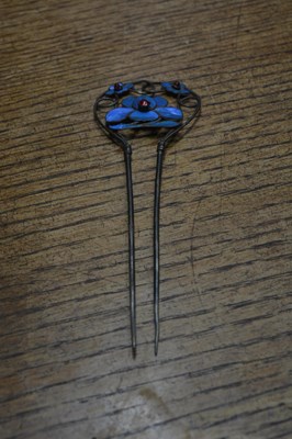 Lot 223 - Collection of kingfisher feather jewellery...