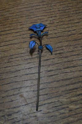 Lot 223 - Collection of kingfisher feather jewellery...