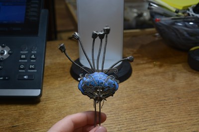 Lot 223 - Collection of kingfisher feather jewellery...