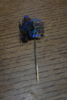Lot 223 - Collection of kingfisher feather jewellery...